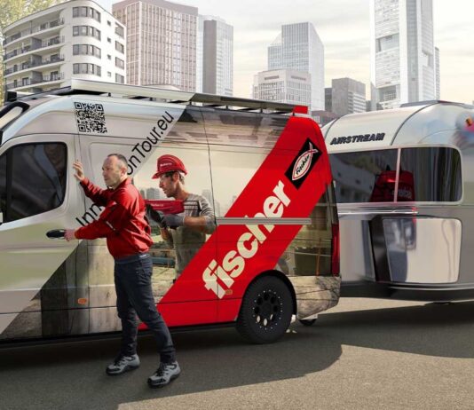 Partito il fischer Innovation Van tour: 3.500 km di percorso con 20 tappe e 25 eventi
