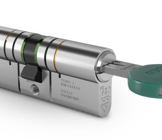 Il cilindro con chiave reversibile R700 S3