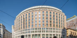 Hotel dei Cavalieri: nuovi serramenti con profili sottili