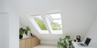 A Bolzano Fakro presenta la finestra da tetto FTP-V WiFi