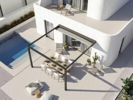 Keplan: la pergola in alluminio a tetto piano e telo a impacchettamento