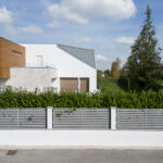 La recinzione per una villa a San Martino