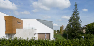 La recinzione per una villa a San Martino