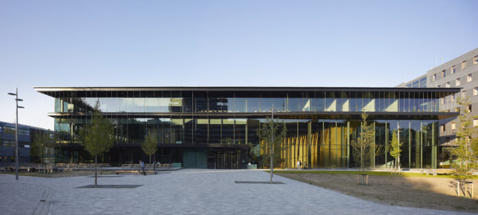 AGC_Echo Building_Delft University of Technology_©Hufton+Crow_020