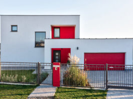 Flame red: variante rossa per serramenti esterni