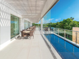 Glisse R, la vetrata panoramica con design minimale