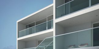 Glass U: sistemi modulari per la realizzazione di parapetti tutto vetro