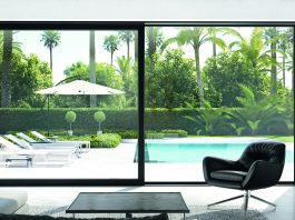 LivIngSlide Panorama: tanta luce e proprietà termoisolanti