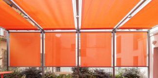 La Terrazza di Via Porlezza a Milano: le schermature solari arancioni