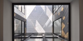 Conseil Supérieur de l’Audiovisuel e luce zenitale