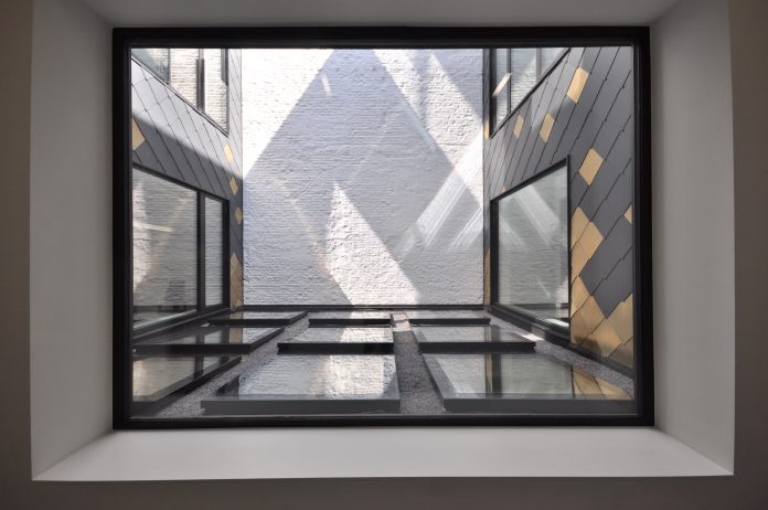 FAKRO_D_F_officebuilding_Brussels (print) 03