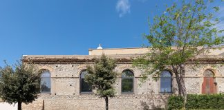 Villa Federica a Milazzo, sistemi in alluminio e storia