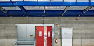 Le porte ‘va e vieni’ per la sicurezza nella logistica