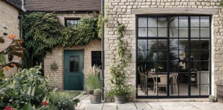 Nova Retro Line, la porta di ingresso in stile classico