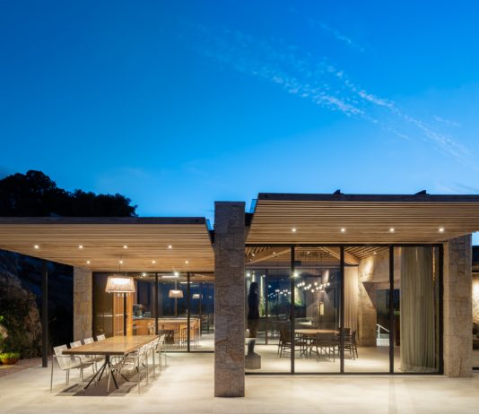 Villa S a Palau: il progetto di Alvisi Kirimoto