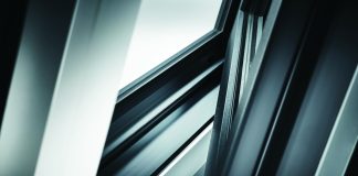 VEKA ridefinisce gli standard delle finestre in alluminio con il sistema misto AluConnect