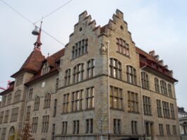 Il distanziatore a bordo caldo per il complesso Lavater