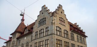 Il distanziatore a bordo caldo per il complesso Lavater