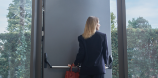 La nuova gamma di chiudiporta aerei a pignone e cremagliera