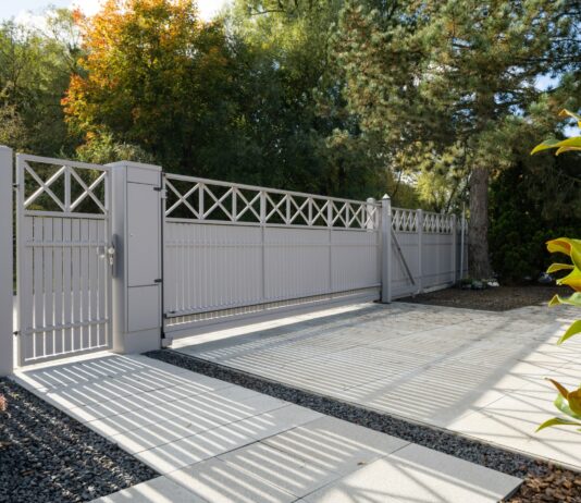 Dal grigio chiaro all’antracite: il colore diventa progetto