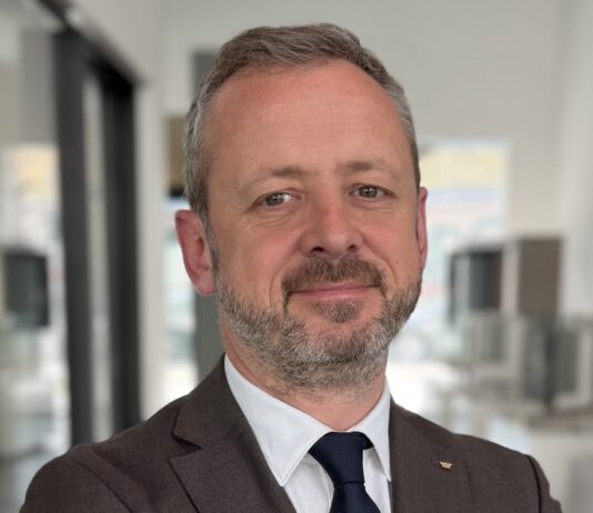 Marco Toppan nel ruolo di responsabile marketing Schüco Italia