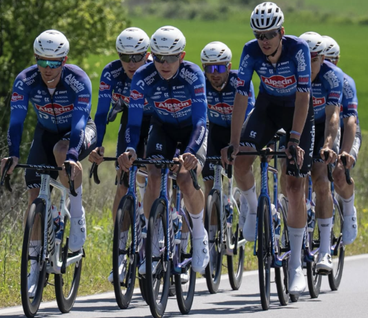 Deceuninck sponsor di maglia al Giro d’Italia 2026