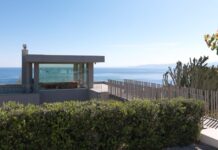 Serramenti in alluminio per una villa affacciata sul Mediterraneo