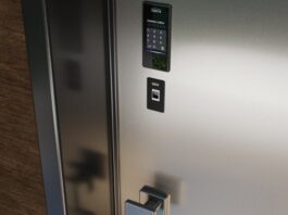 Nuovi accessi digitali per la porta blindata domotica