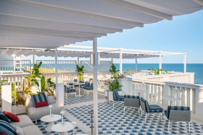 KE1923 Casa Bianca Rooftop Bar_jesolo (15)