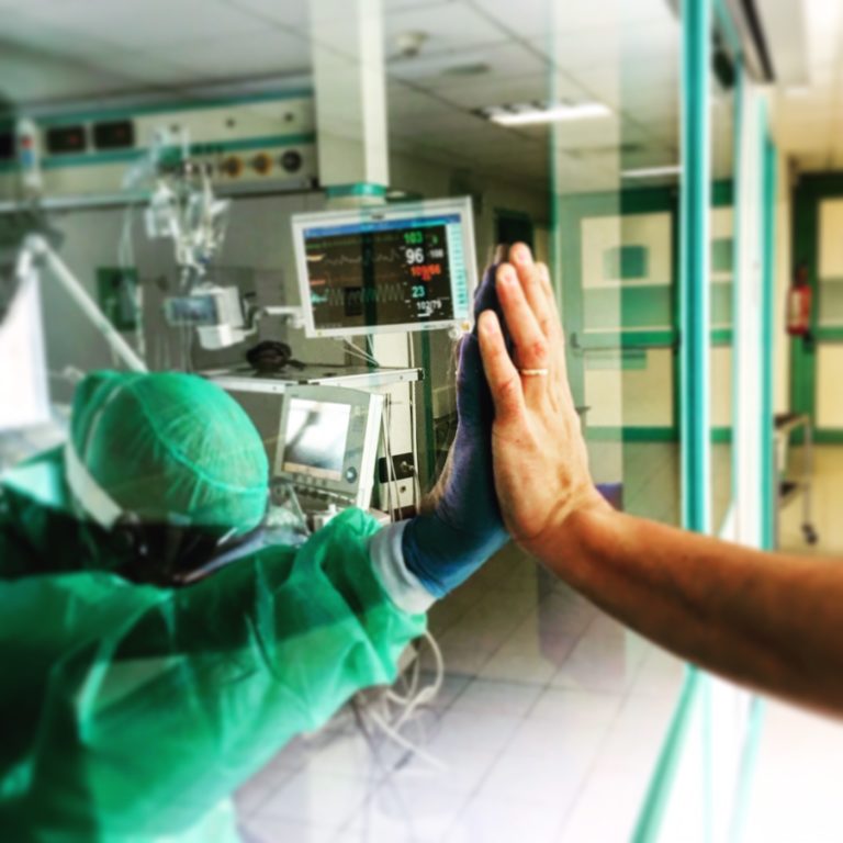 ComuniCovid, come comunicare con i familiari del paziente critico