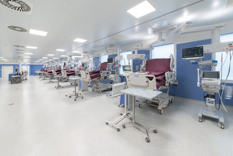 Nuovi hub per la Terapia Intensiva a Modena