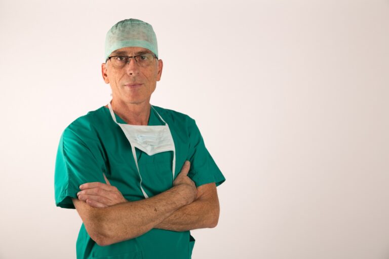 Valvola aortica bicuspide, primo impianto di nuovo dispositivo per anuloplastica