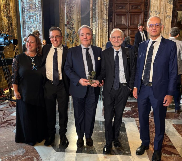 L’Istituto Nazionale dei Tumori riceve il premio Airc Credere nella Ricerca