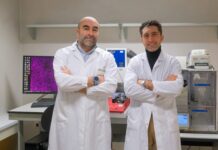 Geometria microscopica delle superfici nei dispositivi medici contro i batteri