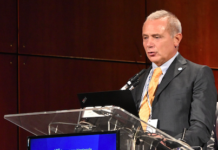 Fabrizio Banci Buonamici, presidente dell’Associazione Italiana di Fisica Medica e Sanitaria (AIFM), durante un intervento pubblico