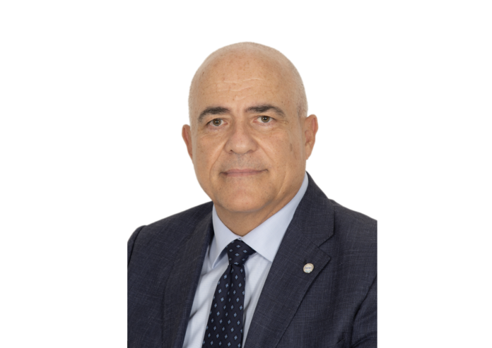 Antonio D'Avino confermato presidente Fimp