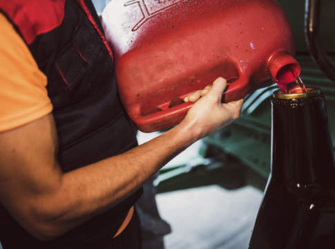 Infortunio in itinere anche se l’attività svolta è connessa gasolio agricolo