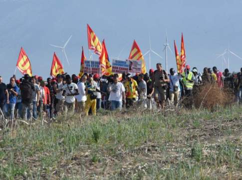 Caporalato, Bellanova: «Controlli più efficaci con Registro unico» caporalato