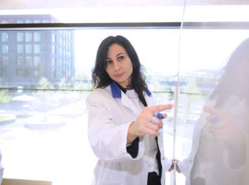 L’intelligenza artificiale per progettare molecole rispettose dell’ambiente