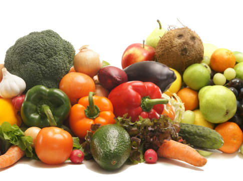 Tonfo per le fragole. Soffrono anche le arance