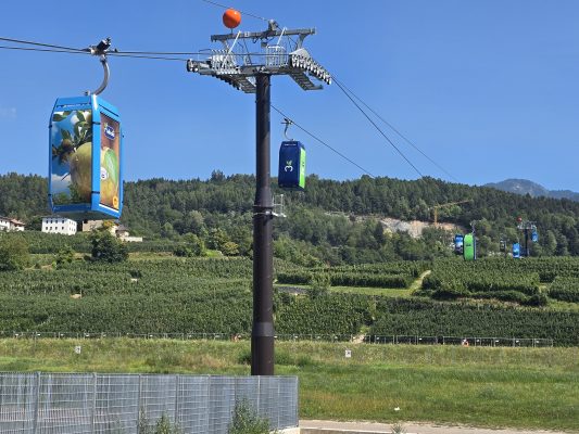 Mele, quelle di Melinda viaggiano in funivia