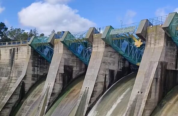 Puglia: stagione irrigua a rischio, eppure si butta acqua a mare acqua