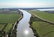 Da Grande Fiume a torrente: crolla la portata del Po e Anbi lancia l’allarme