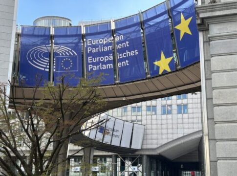 La svolta di Bruxelles: l’Europa riscopre la produzione