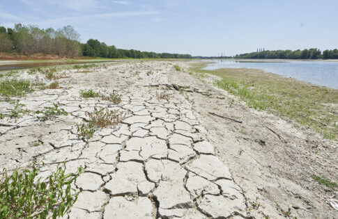 Bacino del Po, con l’acqua disponibile restano dieci giorni di irrigazione