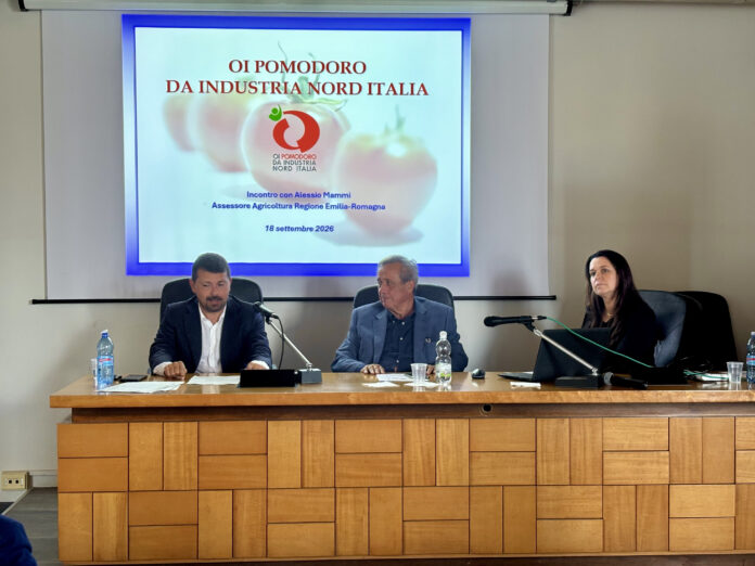 Da sx Alessio mammi, Giuseppe Romanini, Maria Chiara Cavallo (Segretario OI Nord italia)