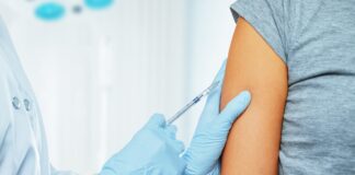 Influenza, vaccino gratuito per chi lavora con suini e avicoli